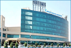 Dr. Veena Bhat Artemis Hospital india, Obstetrics & Gynaecology surgeon ...